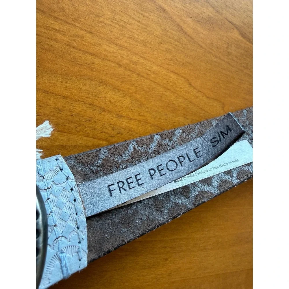 Free people Belt. Chambray with large silver colored buckle